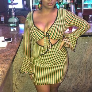 Colored Rasta Mini Dress with Flared Sleeves